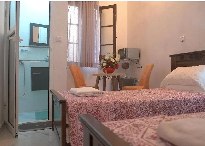 Ziryab Room